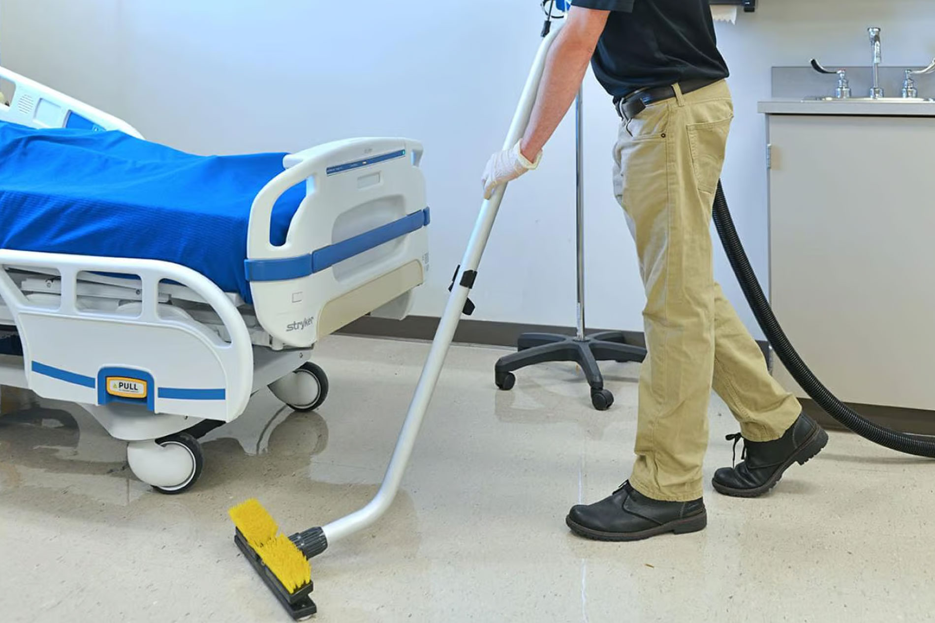 hospital cleaning services